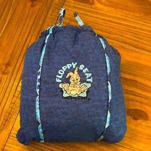 🌀 Floppy Seat Cover 🌀